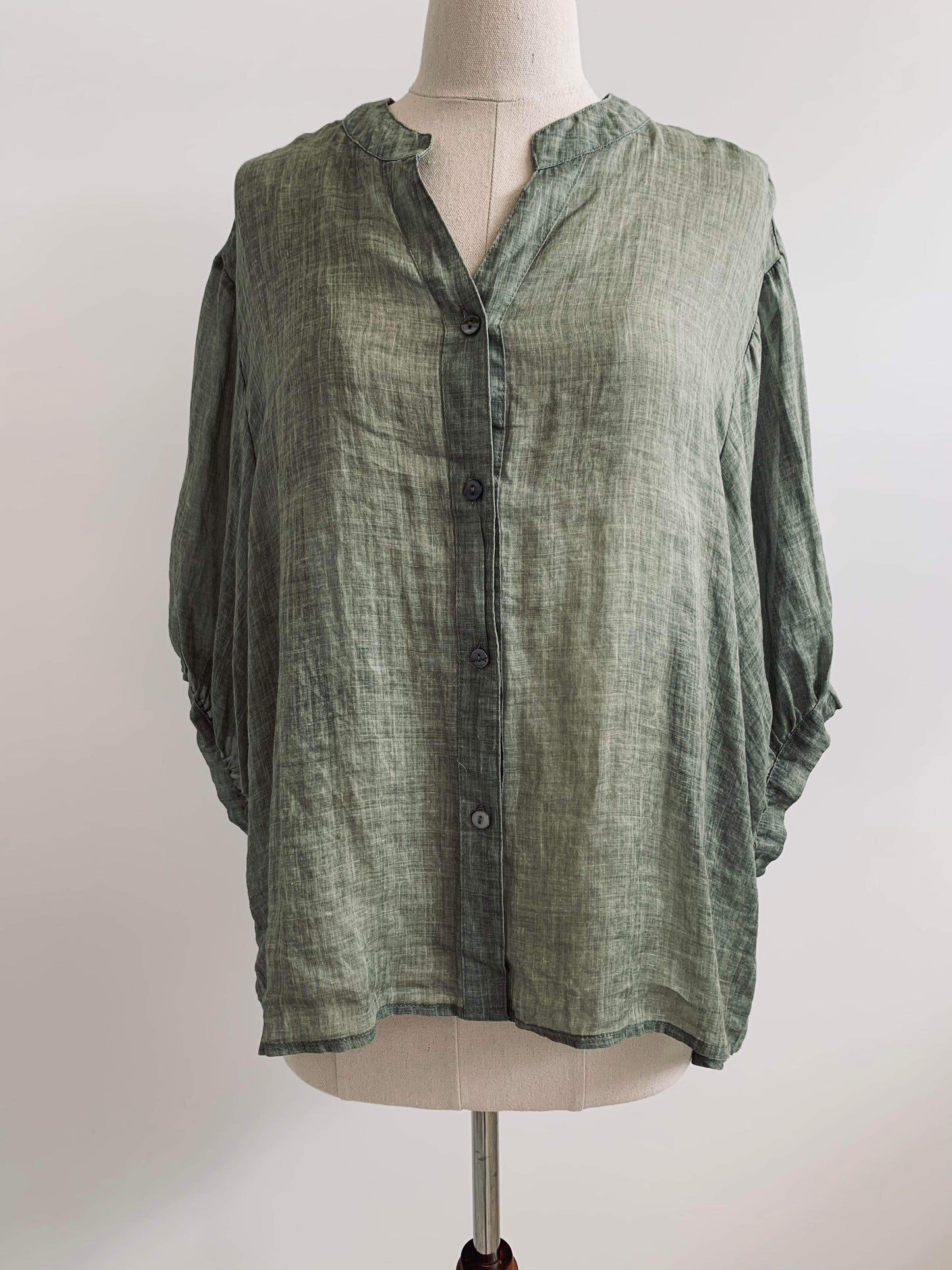 Erika Aurora Linen Top in Khaki