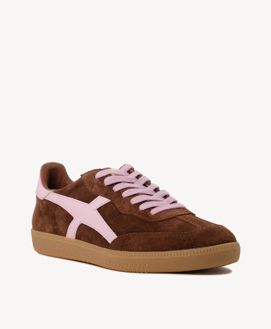 2001 CROSSROADS - coffee / pink