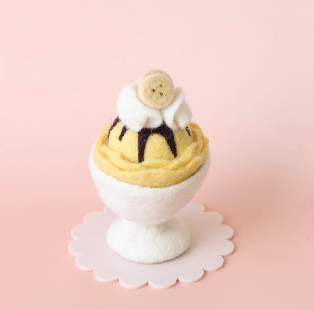 Juni Moon - Sundaes