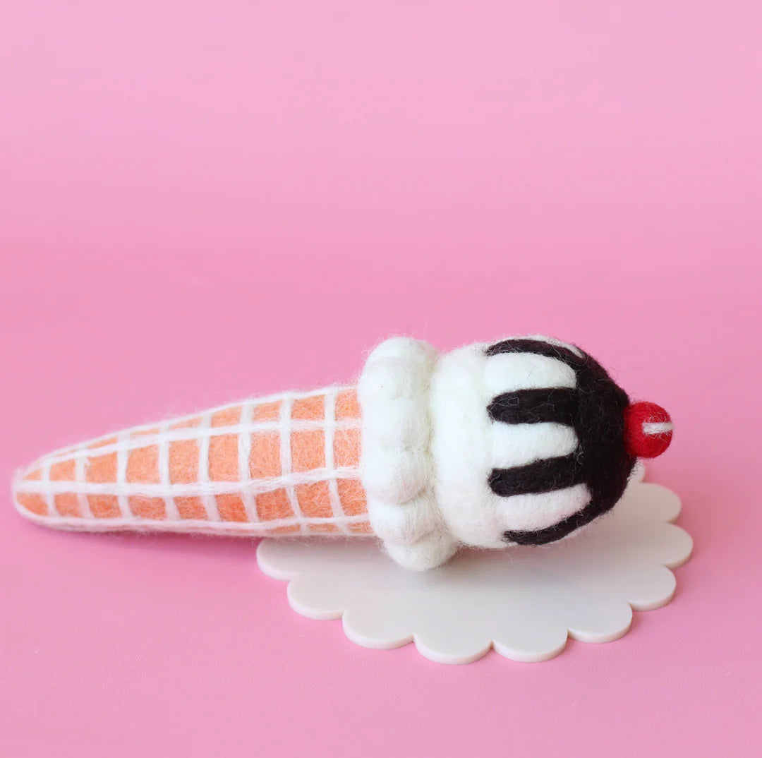 Juni Moon - Ice Cream