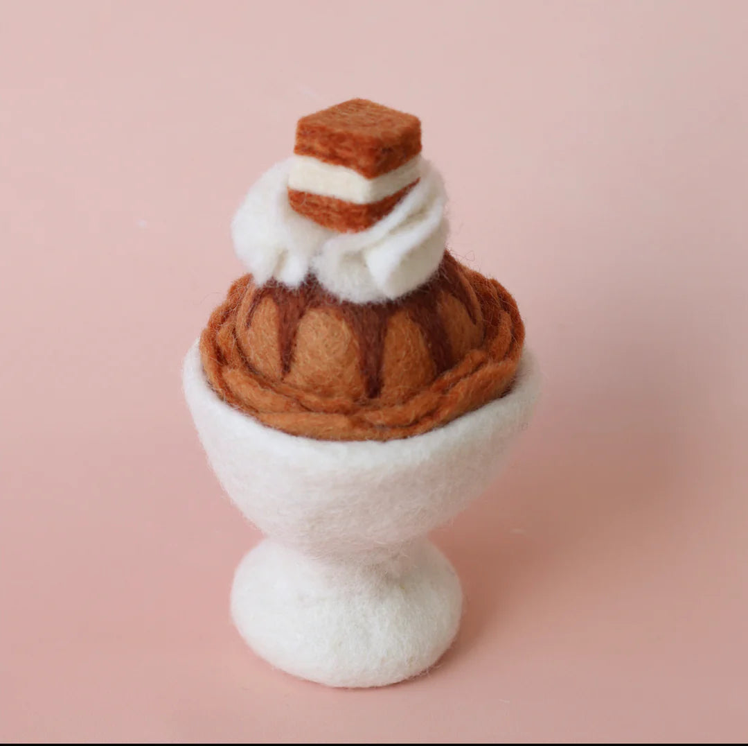 Juni Moon - Sundaes