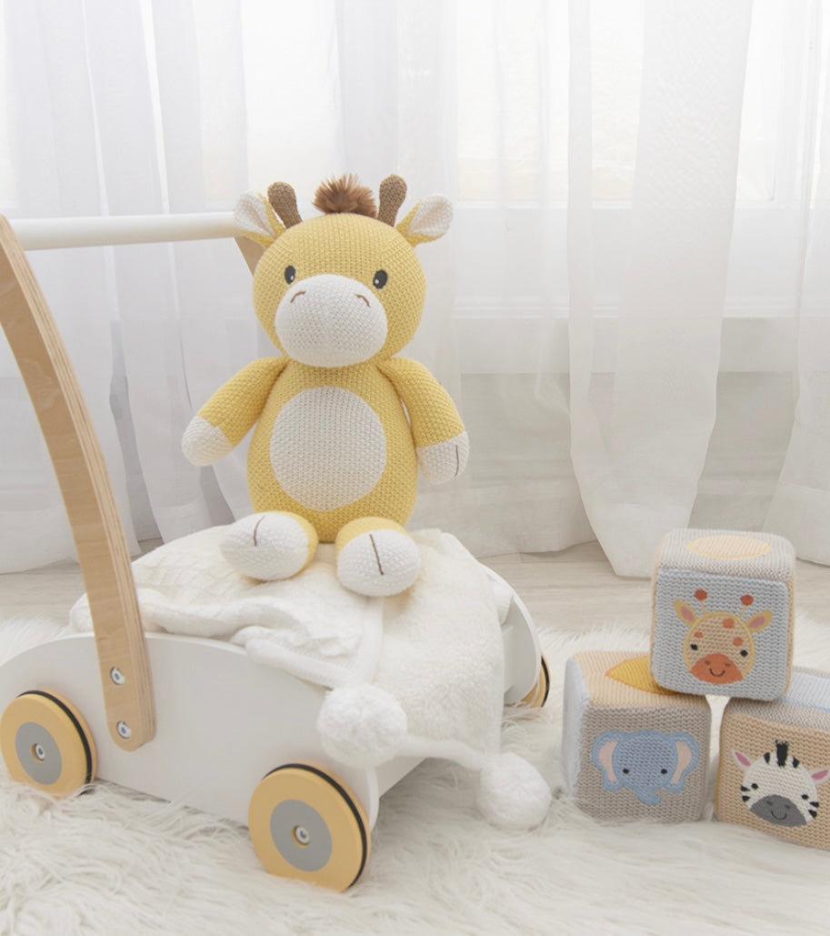 Noah the Giraffe Knitted Toy