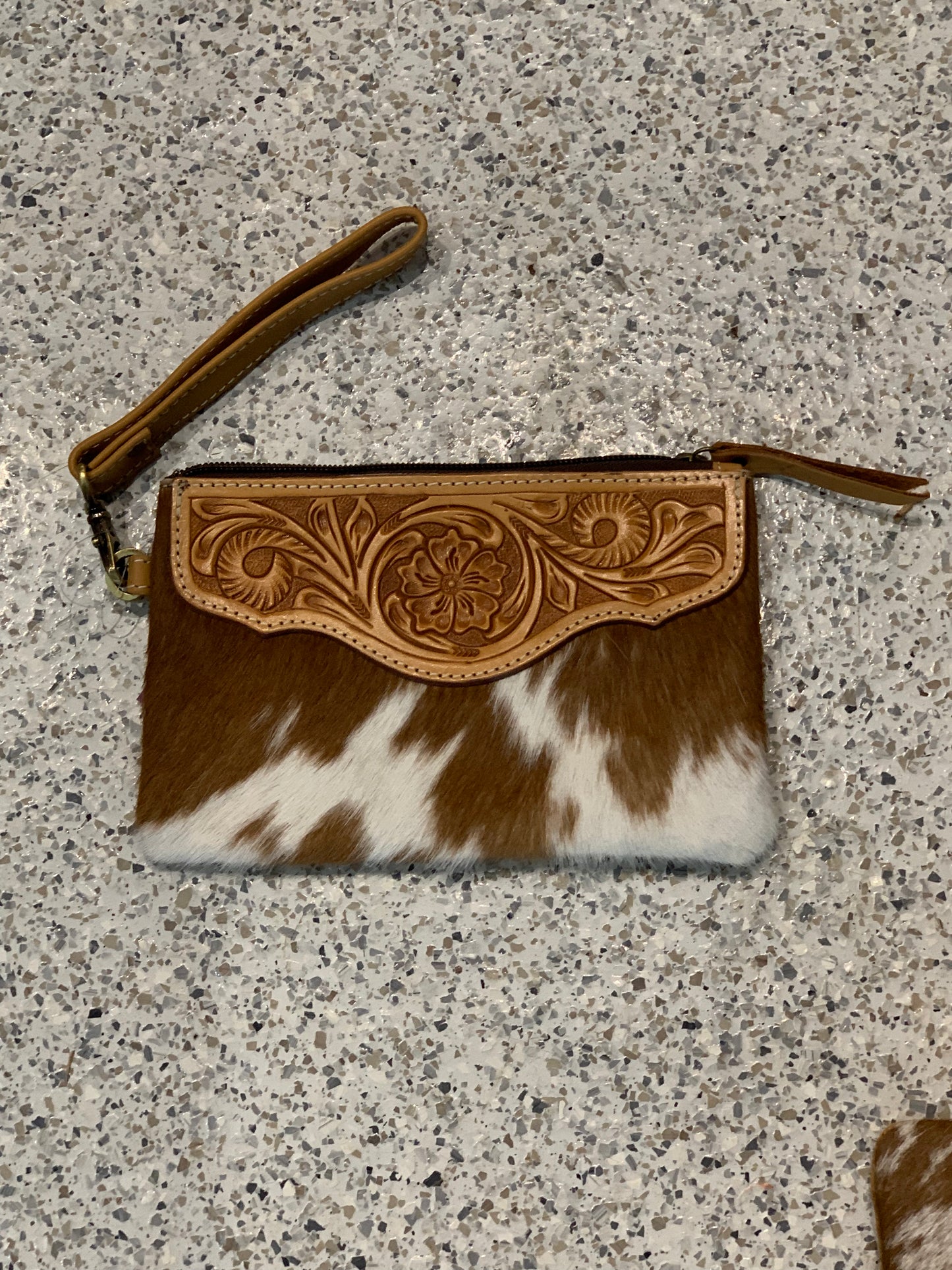 Ohdina Clutch Tan