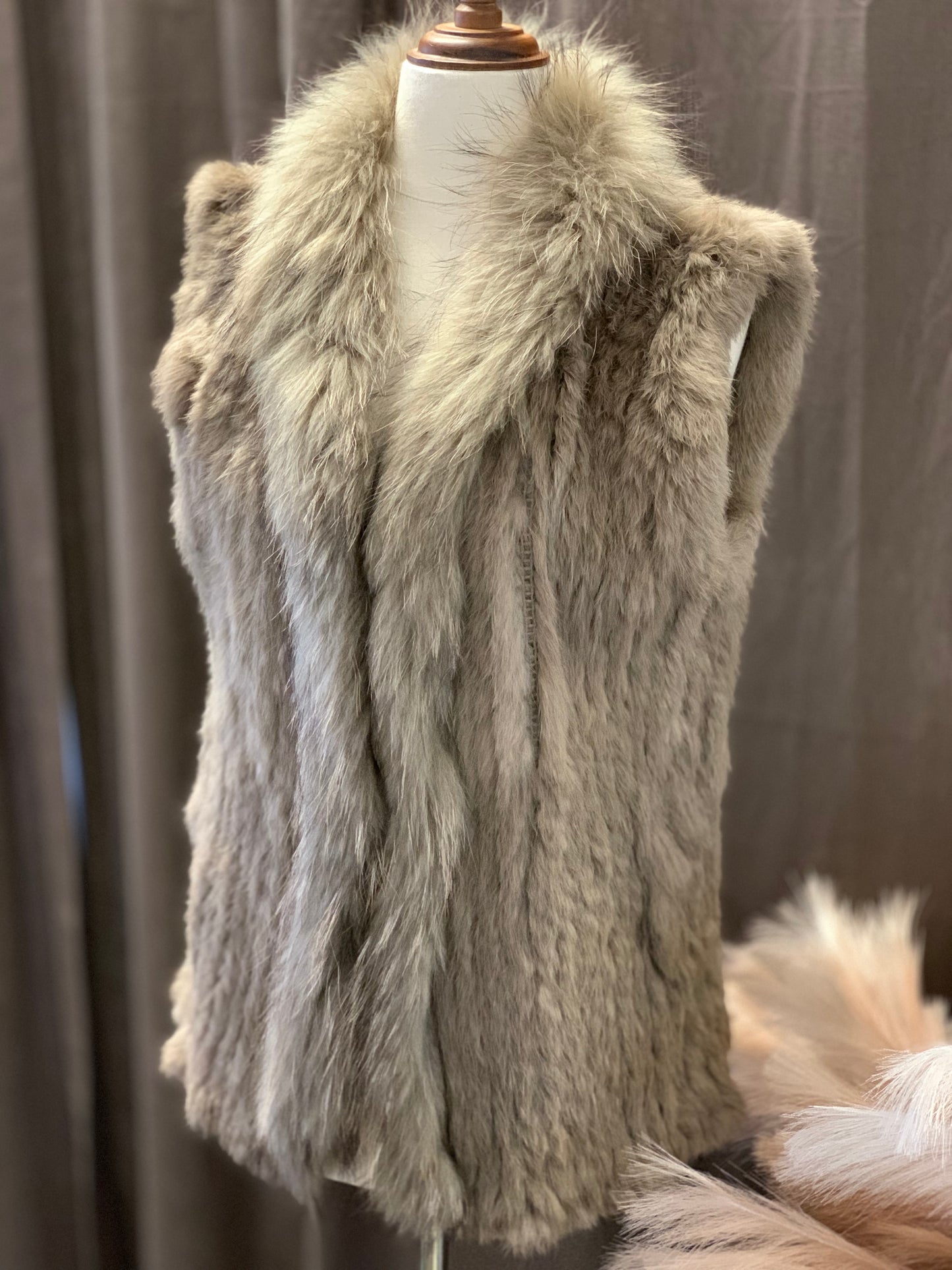 Rabbit Fur Vest - Short