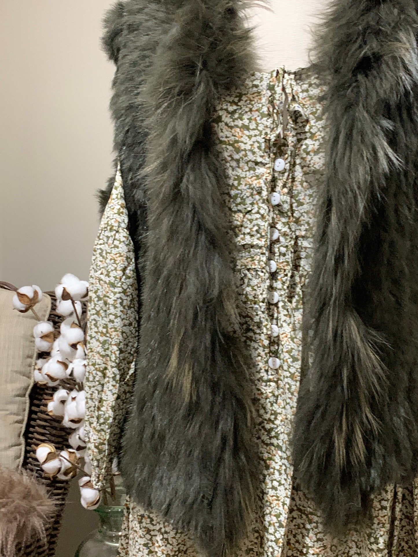 Rabbit Fur Vest - Short