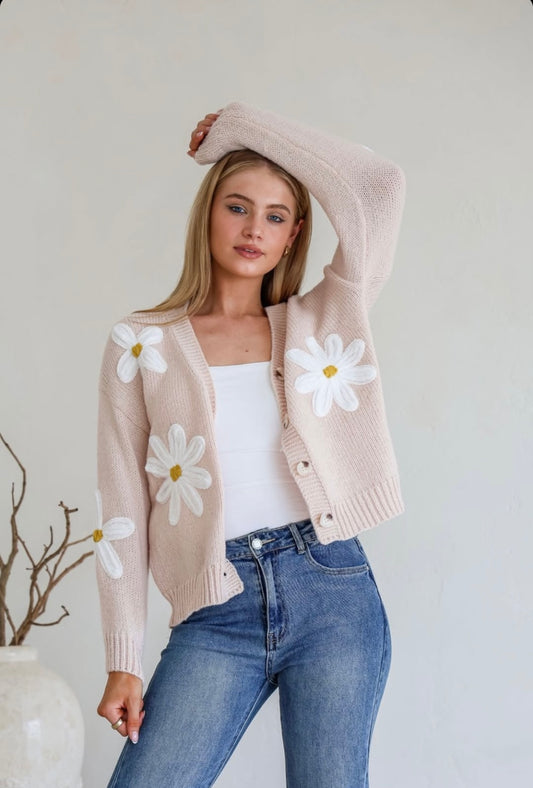 Daisy Button Cardi -beige blush