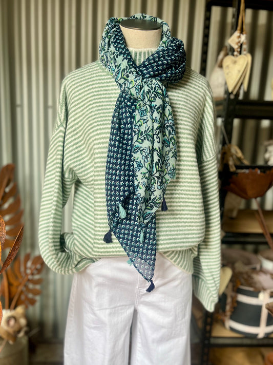 Lillibet scarf