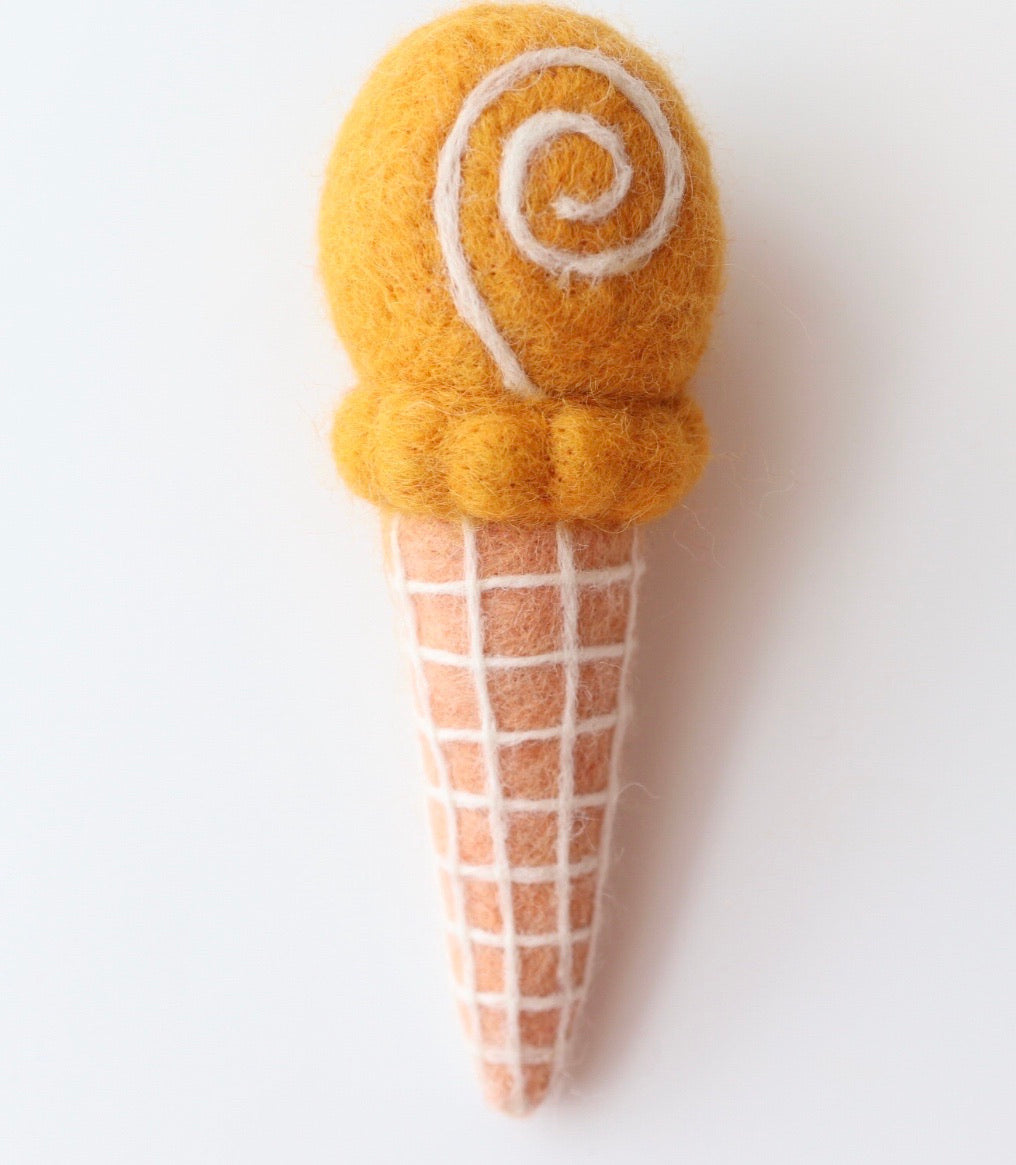 Juni Moon - Ice Cream